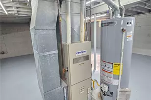 214 Hamrock Dr, Campbell, OH 44405 - Photo 19