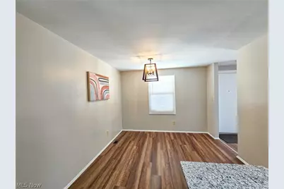 214 Hamrock Drive, Campbell, OH 44405 - Photo 9