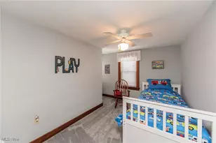 2376 Wyandotte Ave, Cuyahoga Falls, OH 44223 - Photo 25