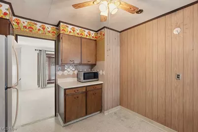 1405 Northmoreland Boulevard, Cuyahoga Falls, OH 44221 - Photo 15