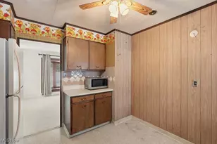 1405 Northmoreland Blvd, Cuyahoga Falls, OH 44221 - Photo 15