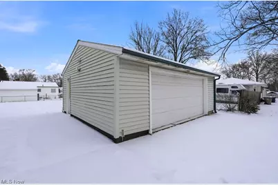 1405 Northmoreland Boulevard, Cuyahoga Falls, OH 44221 - Photo 33