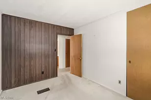 1405 Northmoreland Blvd, Cuyahoga Falls, OH 44221 - Photo 25