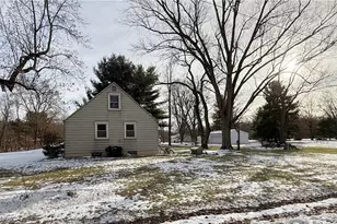 16190 River St NE, Alliance, OH 44601 - Photo 13