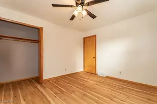 36548 Lakehurst Dr, Eastlake, OH 44095 - Photo 21