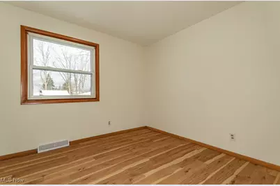 36548 Lakehurst Drive, Eastlake, OH 44095 - Photo 23