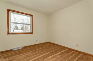 36548 Lakehurst Dr, Eastlake, OH 44095 - Photo 23