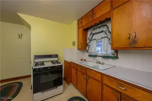 718 Bebb Ave SW, Massillon, OH 44647 - Photo 11