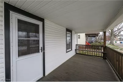 718 Bebb Avenue SW, Massillon, OH 44647 - Photo 3