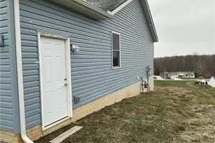 6153 Branch Circle Rd, Zanesville, OH 43701 - Photo 3