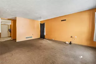 3143 W 71st St, Loveland, OH 44102 - Photo 9