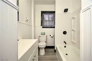 1228 Arnold Ave, Akron, OH 44305 - Photo 17