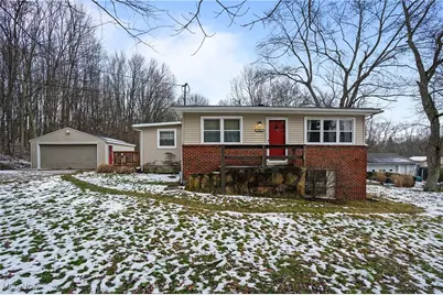 1639 Beverly Drive, Akron, OH 44306 - Photo 1