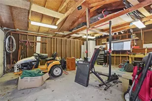 1639 Beverly Dr, Akron, OH 44306 - Photo 39