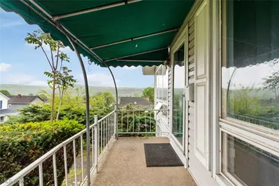 560 W 44th Street, Shadyside, OH 43947 - Photo 5