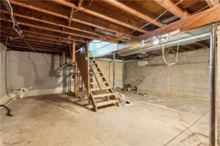 560 W 44th St, Shadyside, OH 43947 - Photo 21