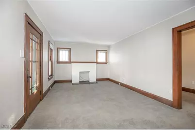 2078 18 Street SW, Akron, OH 44314 - Photo 9