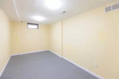 383 Crestwood Drive, Avon Lake, OH 44012 - Photo 37