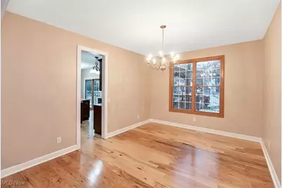 383 Crestwood Drive, Avon Lake, OH 44012 - Photo 9