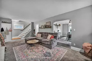 308 E Baird Ave, Barberton, OH 44203 - Photo 11