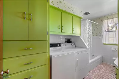 6779 Easton Street, Louisville, OH 44641 - Photo 11