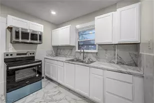 960 Whittier Ave, Akron, OH 44320 - Photo 15