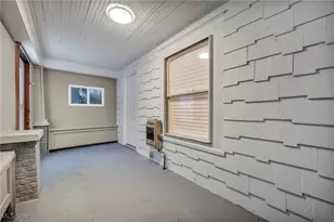 960 Whittier Ave, Akron, OH 44320 - Photo 7