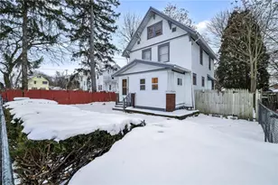 960 Whittier Ave, Akron, OH 44320 - Photo 5