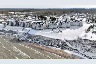 5239 Lake Road W #305, Ashtabula, OH 44004 - Photo 27