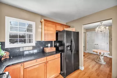 5239 Lake Road W #305, Ashtabula, OH 44004 - Photo 13