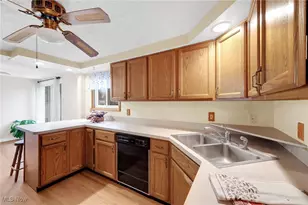 708 Diane Ave, Streetsboro, OH 44241 - Photo 9