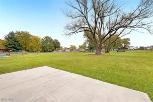 708 Diane Ave, Streetsboro, OH 44241 - Photo 21