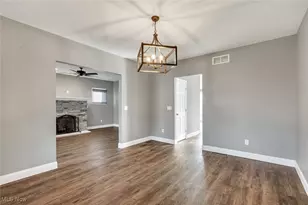 3915 Mahoning Ave, Austintown, OH 44515 - Photo 11