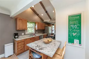 5317 Melody Ln, Willoughby, OH 44094 - Photo 5