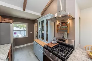 5317 Melody Ln, Willoughby, OH 44094 - Photo 9