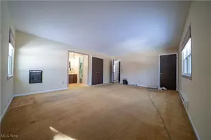 11702 Clark Rd, Chardon, OH 44024 - Photo 15