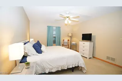 5681 Jason Oval, Medina, OH 44256 - Photo 15
