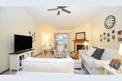 5681 Jason Oval, Medina, OH 44256 - Photo 5