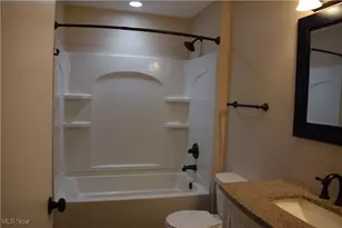 6731 Amsel Ave NE, Canton, OH 44721 - Photo 33