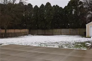 6731 Amsel Ave NE, Canton, OH 44721 - Photo 43