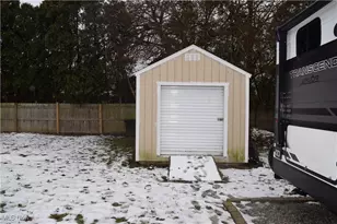 6731 Amsel Ave NE, Canton, OH 44721 - Photo 47