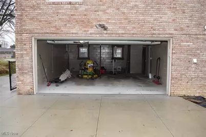 6731 Amsel Avenue NE, Canton, OH 44721 - Photo 49