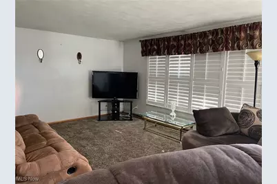 4827 Garden, Steubenville, OH 43953 - Photo 3