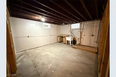 1635 Goodyear Boulevard, Akron, OH 44305 - Photo 25