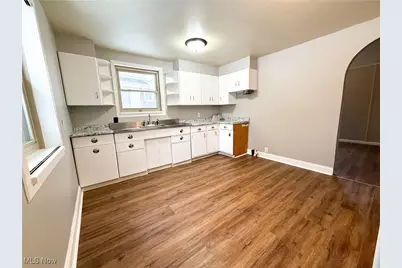 1635 Goodyear Boulevard, Akron, OH 44305 - Photo 7