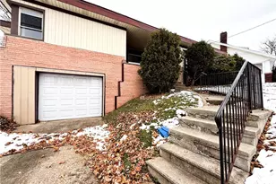 1635 Goodyear Blvd, Akron, OH 44305 - Photo 3