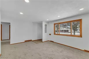 14808 James Ave, Maple Heights, OH 44137 - Photo 11