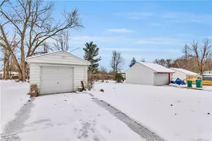 14808 James Ave, Maple Heights, OH 44137 - Photo 3