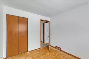 14808 James Ave, Maple Heights, OH 44137 - Photo 21