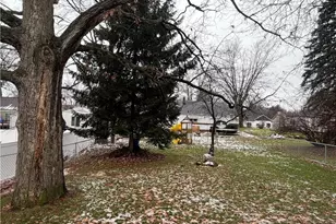 317 Westland Ave SW, Massillon, OH 44646 - Photo 3